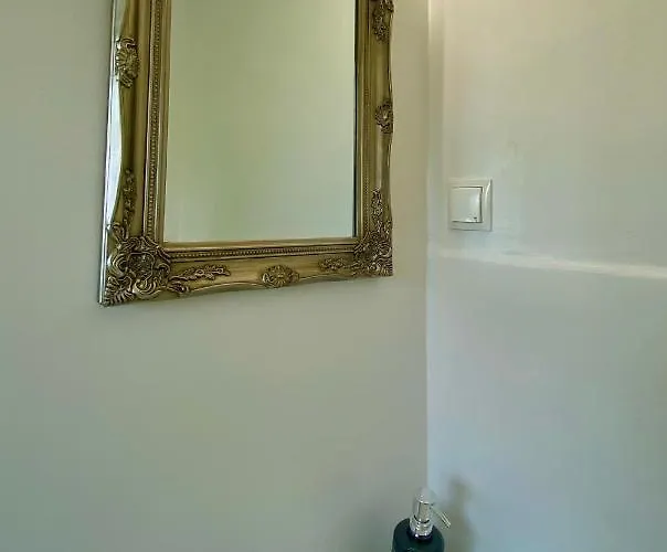 住宿加早餐酒店 Rohrer Am Murradweg - An Der Weinstrasse 埃伦豪森